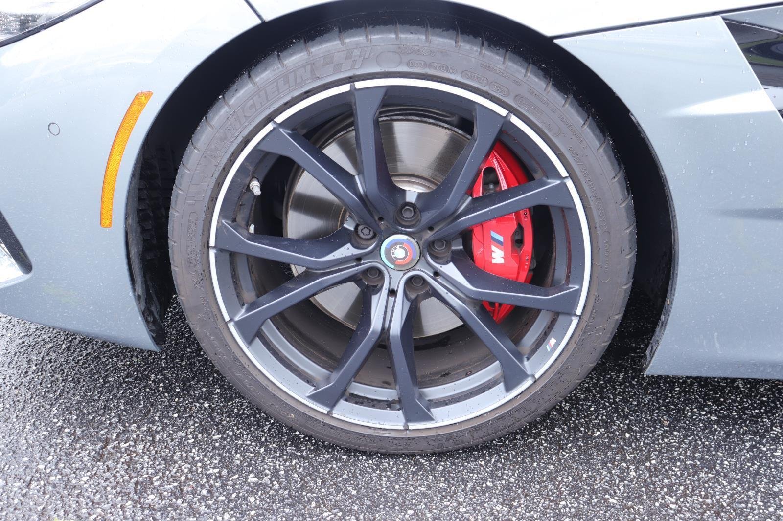Used 2024 Skyscraper Grey Metallic BMW M40i image 35