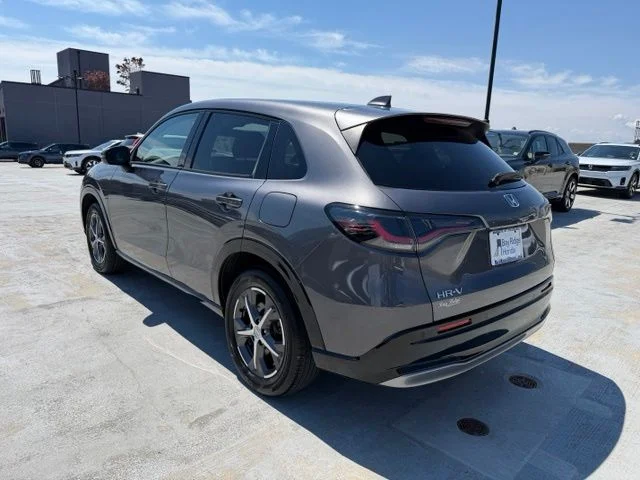 Used 2024 Gray Honda EX-L image 5