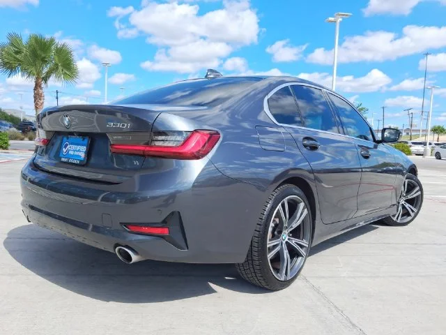 Used 2022 Gray BMW 330i xDrive image 7