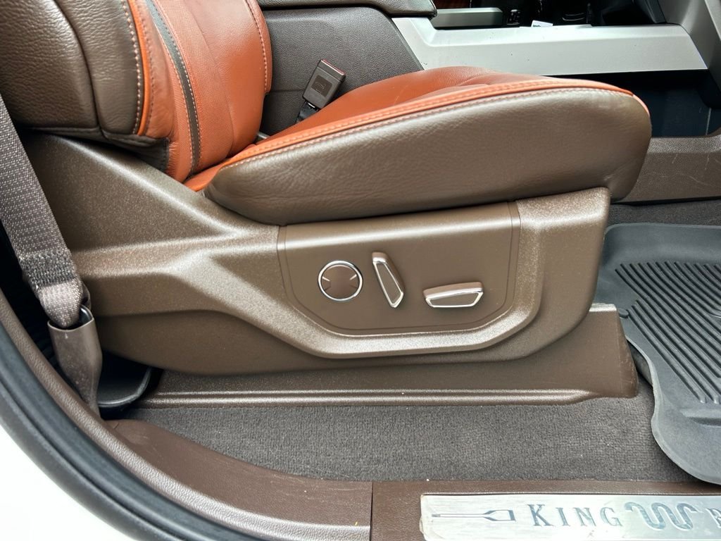 Used 2022 Oxford White Ford King Ranch image 49