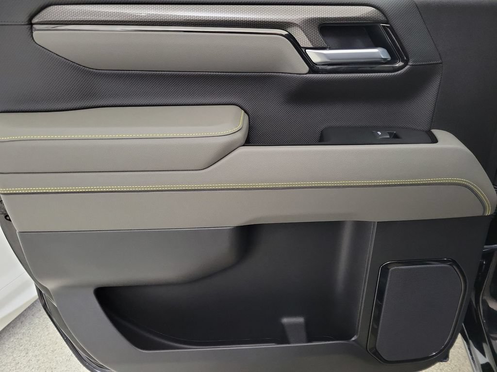 2026 Chevrolet Silverado 1500 ZR2 - Photo 21