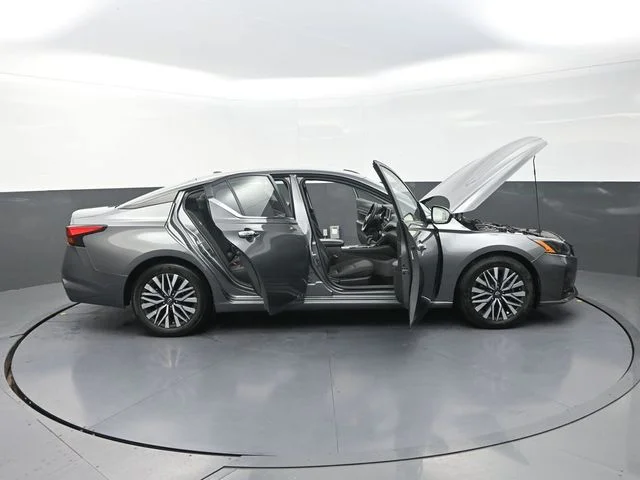 Used 2024 Gray Nissan 2.5 SV image 45