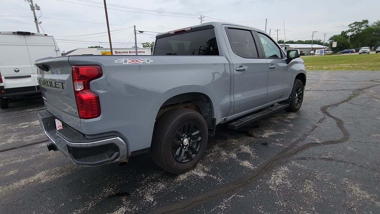 Used 2024 Slate Gray Metallic Chevrolet LT image 8