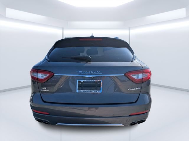 Used 2018 Gray Maserati GranLusso image 4