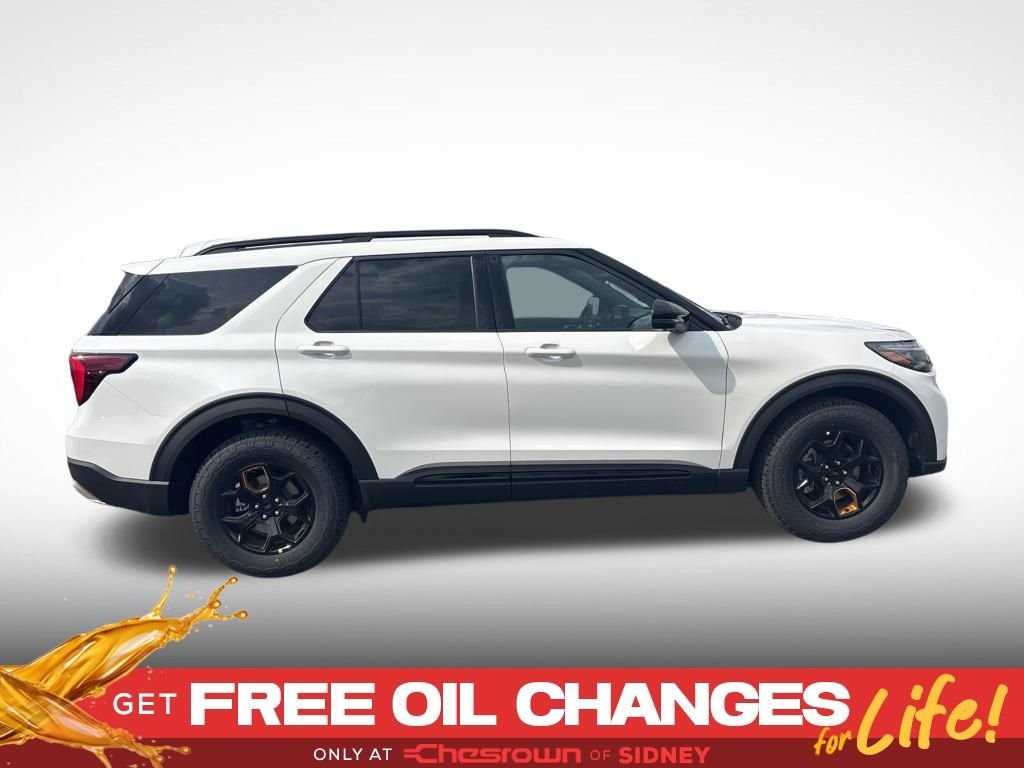 New 2026 Star White Metallic Tri-Coat Ford Tremor® image 8