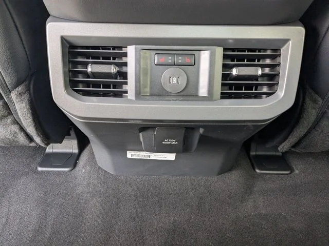 New 2026 Carbonized Gray Metallic Ford F-250® Lariat® image 15