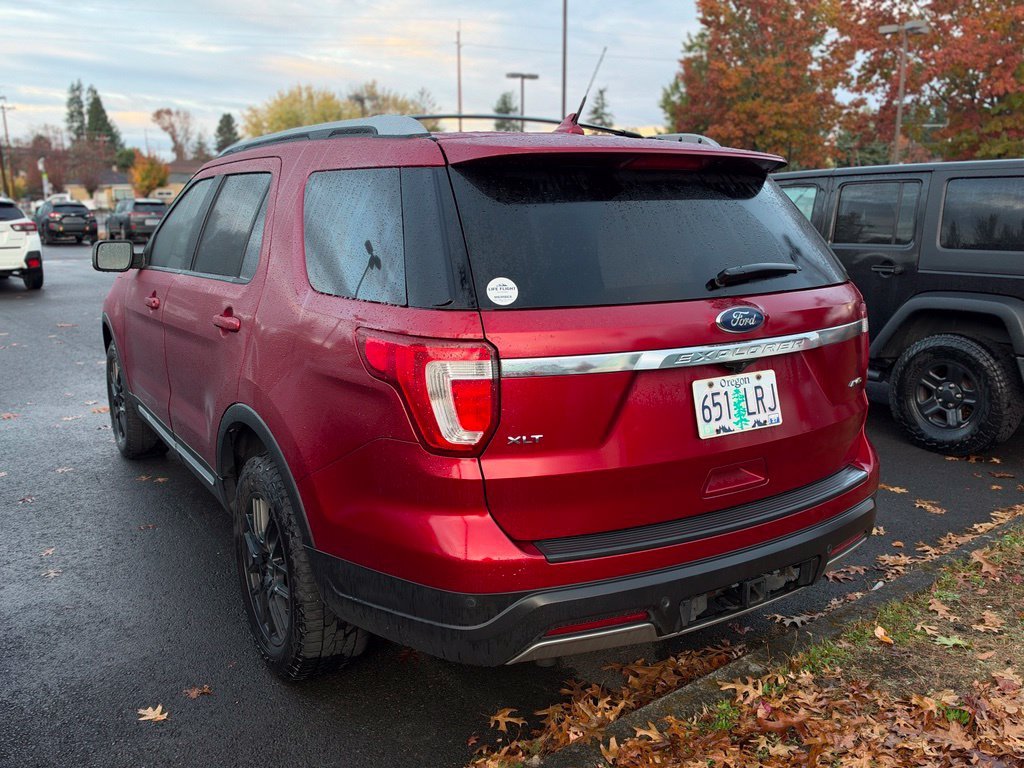 Used 2019 Ruby Red Metallic Ford XLT image 1