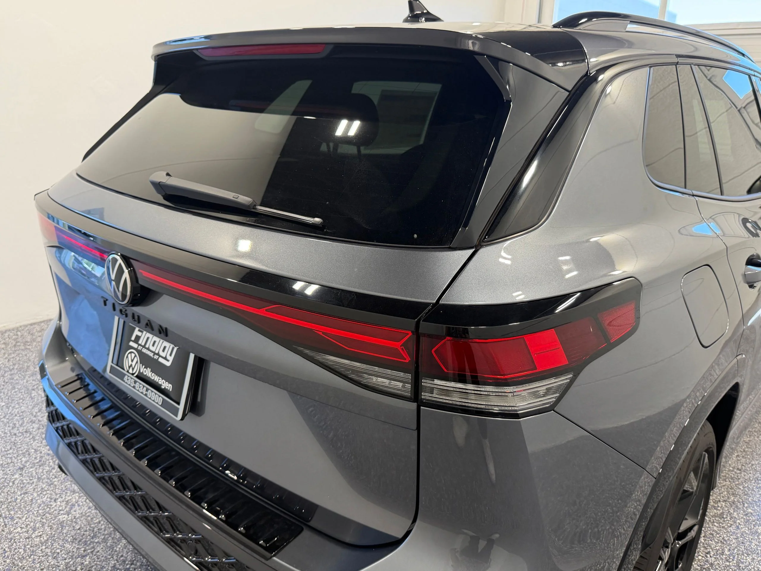 New 2026 Gray Volkswagen SE R-Line Black image 17