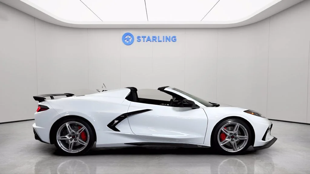 Used 2025 Arctic White Chevrolet 3LT image 12