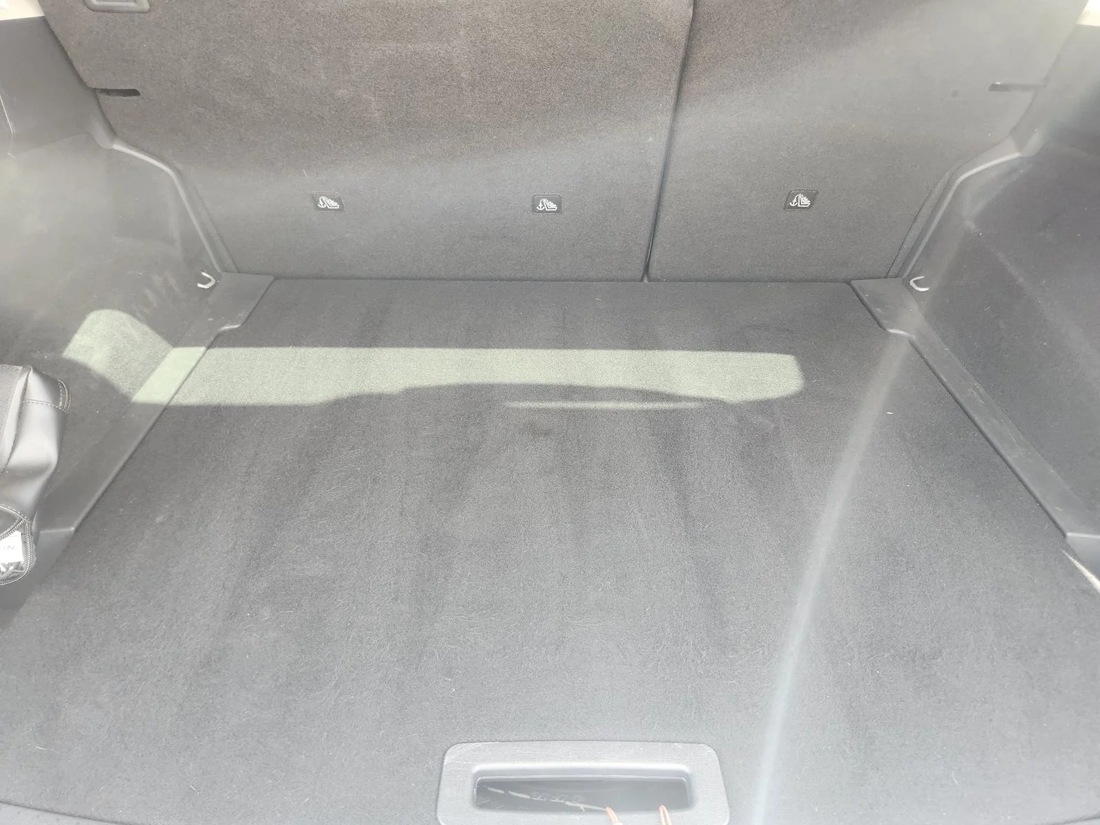 Used 2023 Black Nissan SV image 31