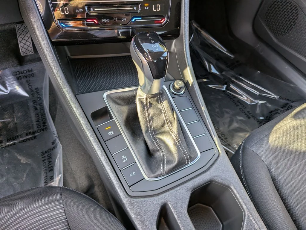 New 2026 White Volkswagen 1.5T S image 20