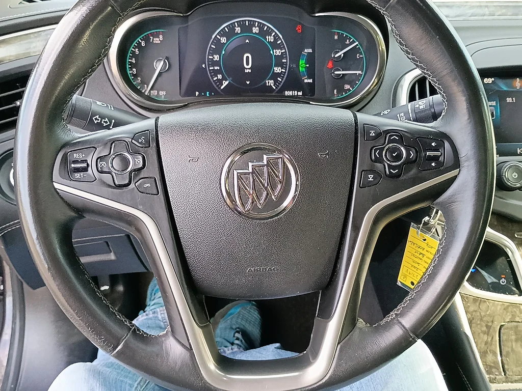 Used 2014 Midnight Amethyst Metallic Buick Base image 19