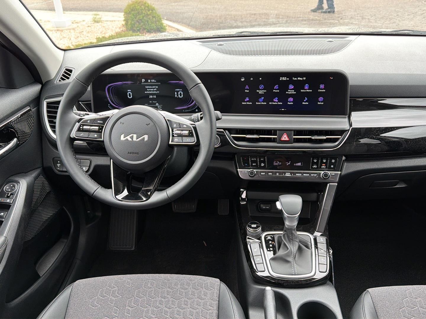 Used 2026 Fusion Black Kia S image 10