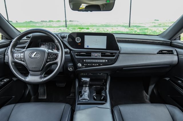 Used 2023 Gray Lexus 350 image 16