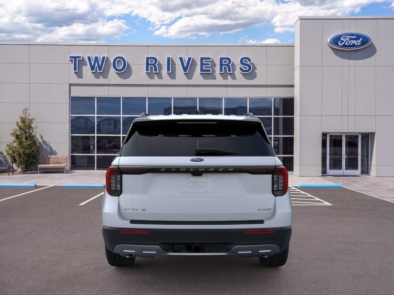 New 2026 Space White Metallic Ford Active image 5