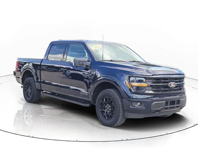 Used 2024 Blue Ford XLT image 3