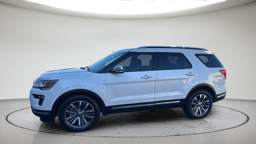 Used 2019 White Platinum Clearcoat Metallic Ford Platinum image 12