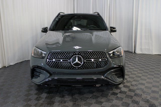 New 2026 MANUFAKTUR Silicon Grey Mercedes-Benz GLE 450 image 2