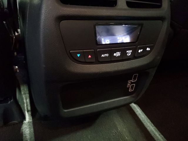 Used 2020 Black Honda EX-L image 10