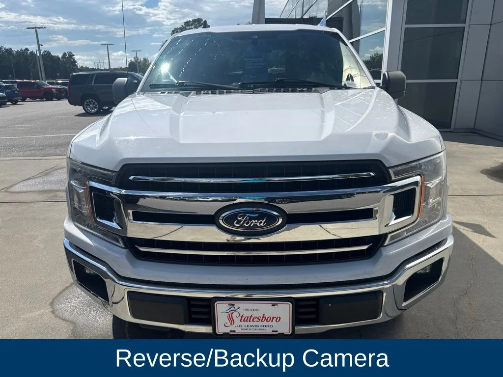 Certified Used 2020 Oxford White Ford XLT image 2