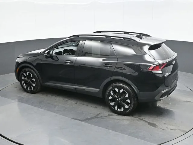 Used 2023 Black Kia X-Line image 11