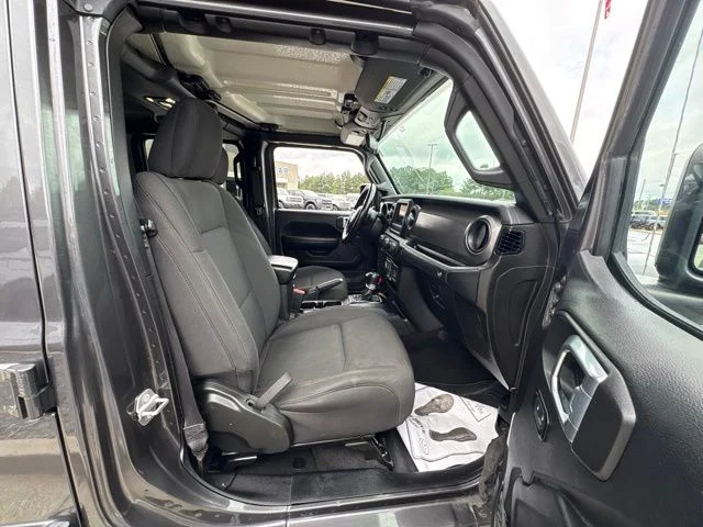 Used 2021 Gray Jeep Sport image 19