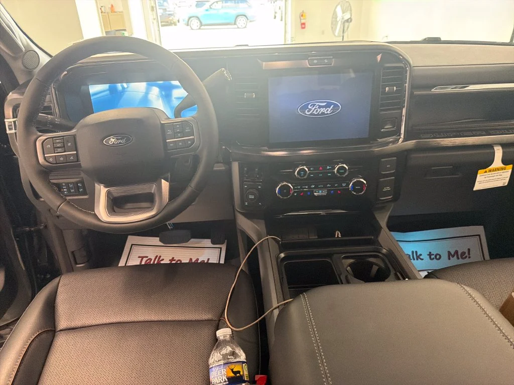 New 2027 Carbonized Gray Metallic Ford F-250® Lariat® image 14