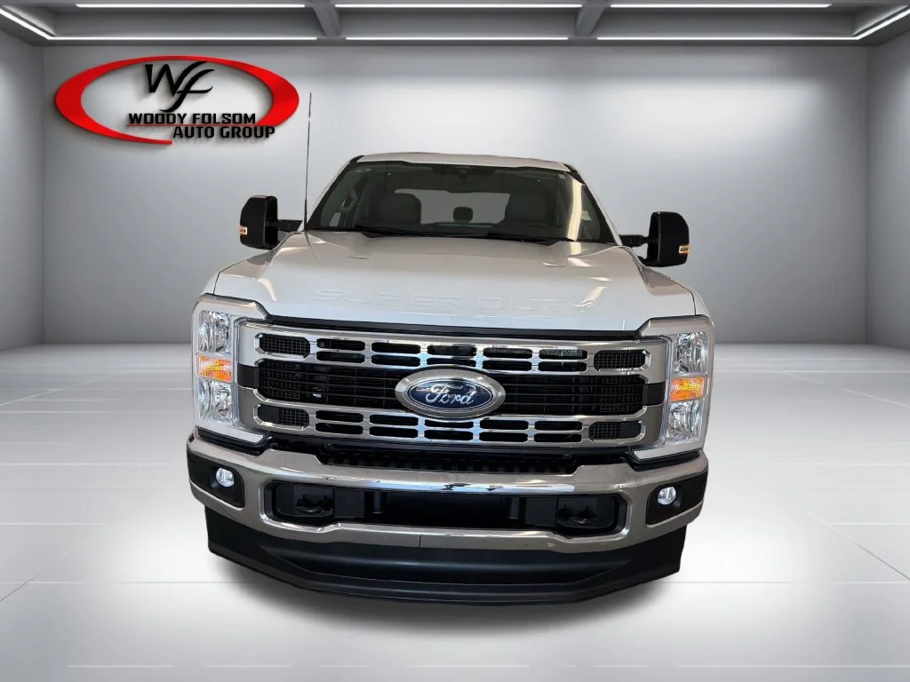 Used 2026 White Ford XLT image 2