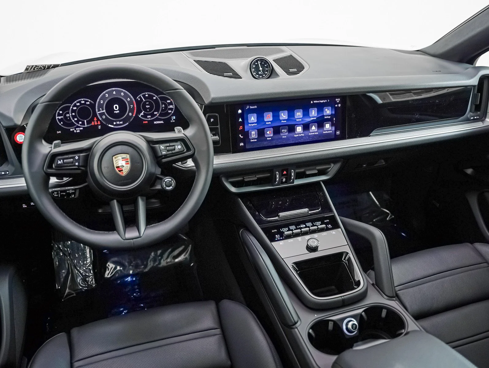New 2026 DOLOMITE SILVER Porsche Coupe image 19