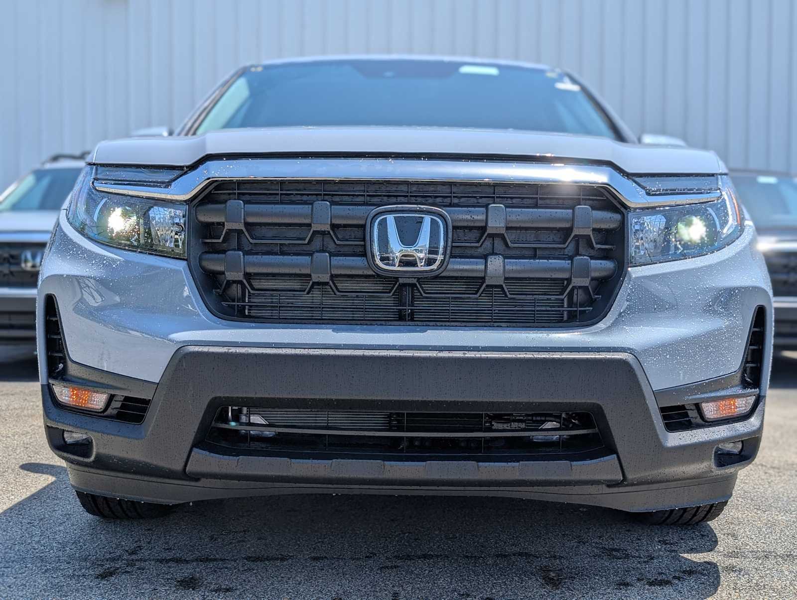 New 2026 Sonic Gray Pearl Honda RTL image 2