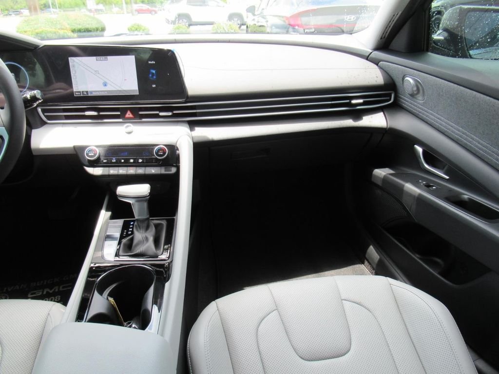 Used 2025 Gray Hyundai Limited image 14