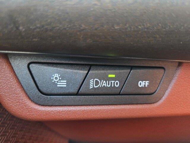Used 2026 Dune Grey Metallic BMW xDrive28i image 12