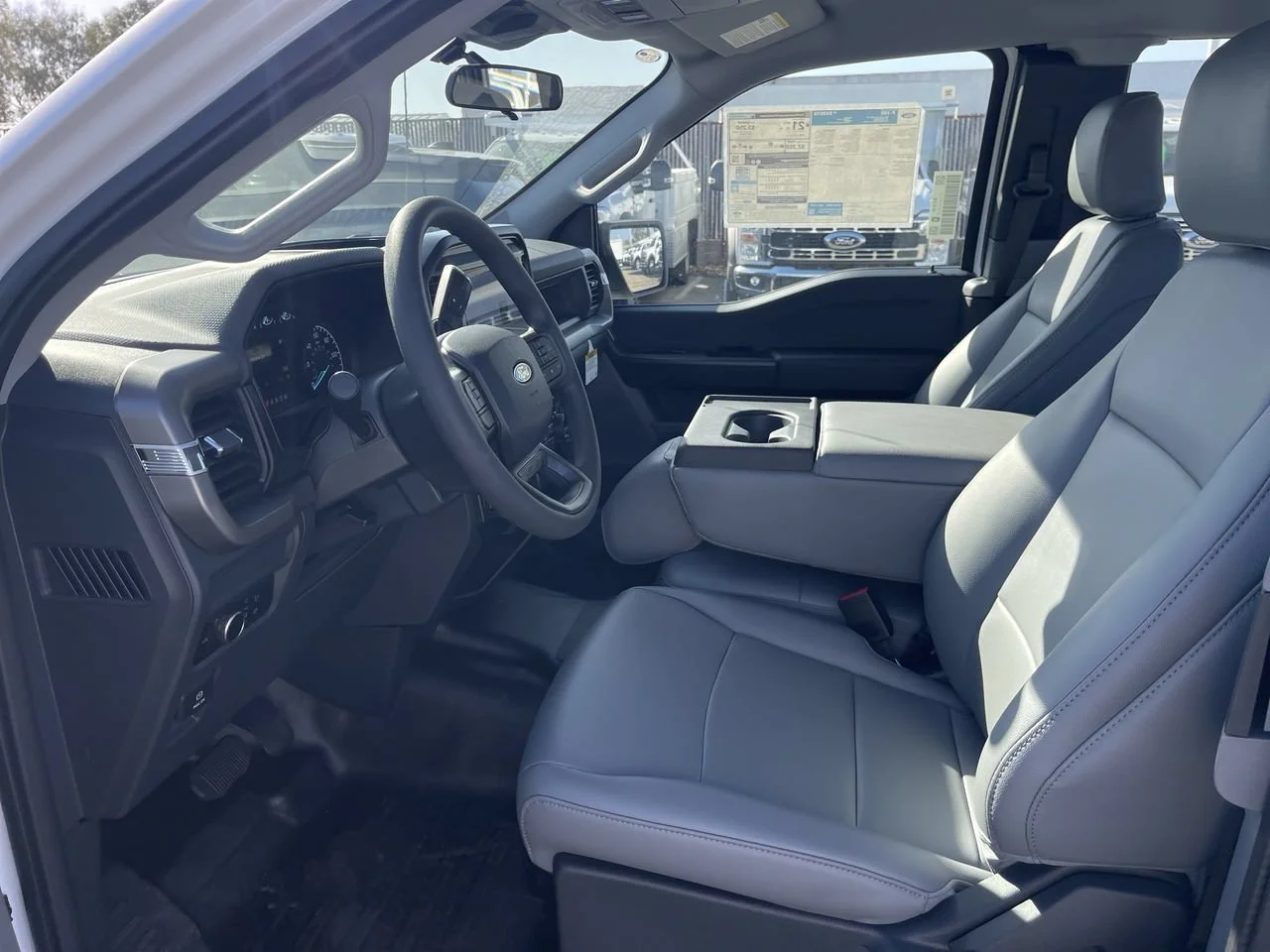 New 2026 Oxford White Ford XL image 17