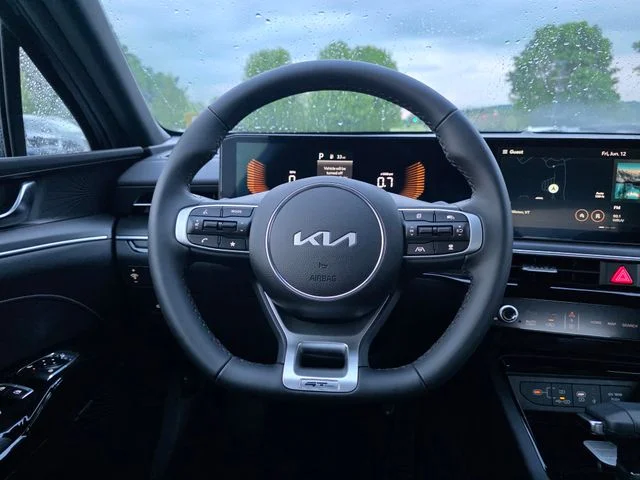 New 2026 Yacht Blue Kia GT-Line image 25