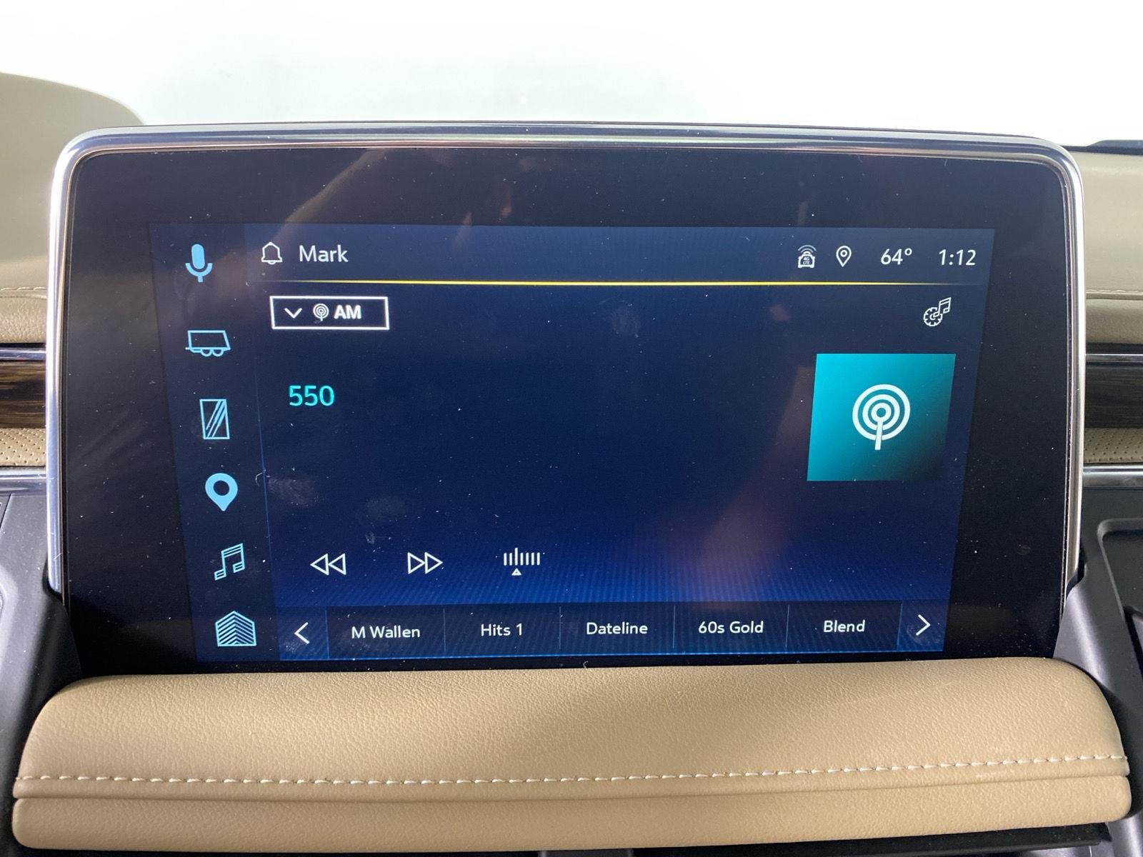 Used 2023 Iridescent Pearl Tricoat Chevrolet Premier image 18