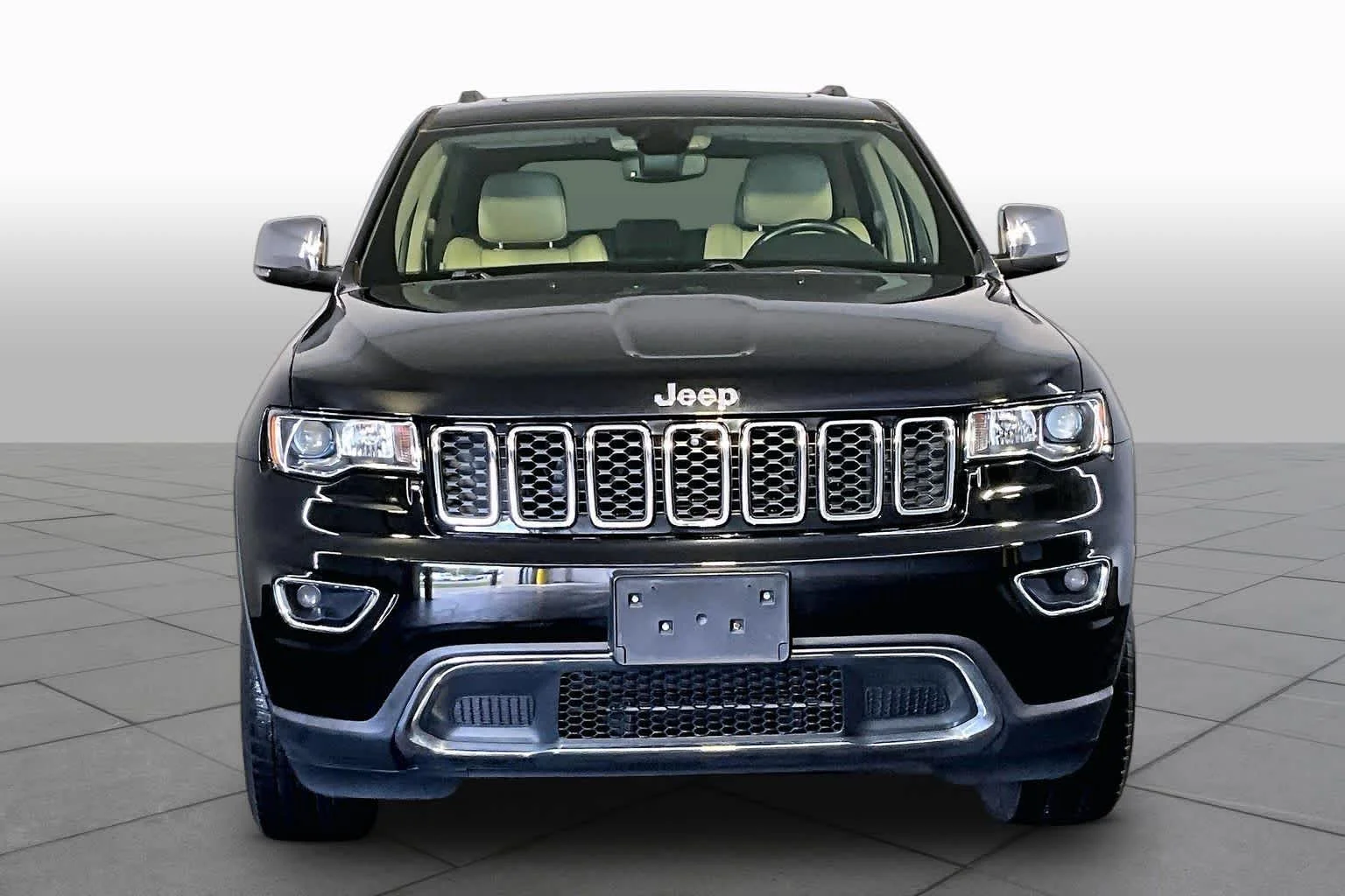 Used 2020 Diamond Black Crystal Pearlcoat Jeep Limited image 4