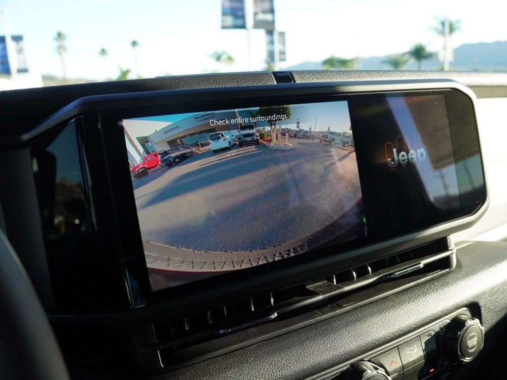 New 2026 Granite Crystal Metallic Clear-Coat Exterior Paint Jeep Willys image 10