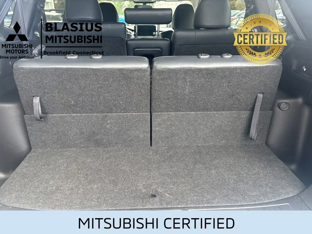 Certified Used 2024 Silver Mitsubishi SE image 11