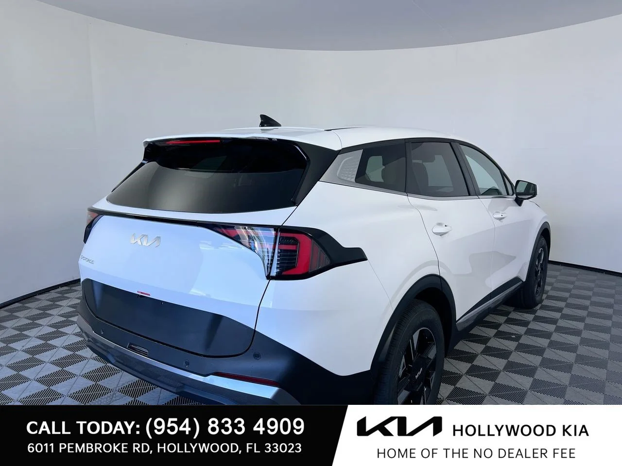 New 2026 Glacial White Pearl Kia LX image 3