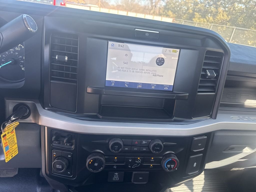 New 2026 Oxford White Ford XL image 22