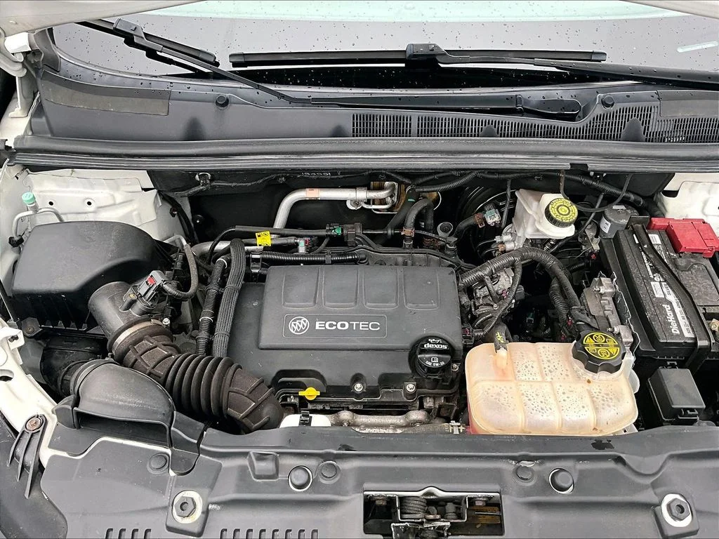 Used 2018 White Buick Preferred image 9