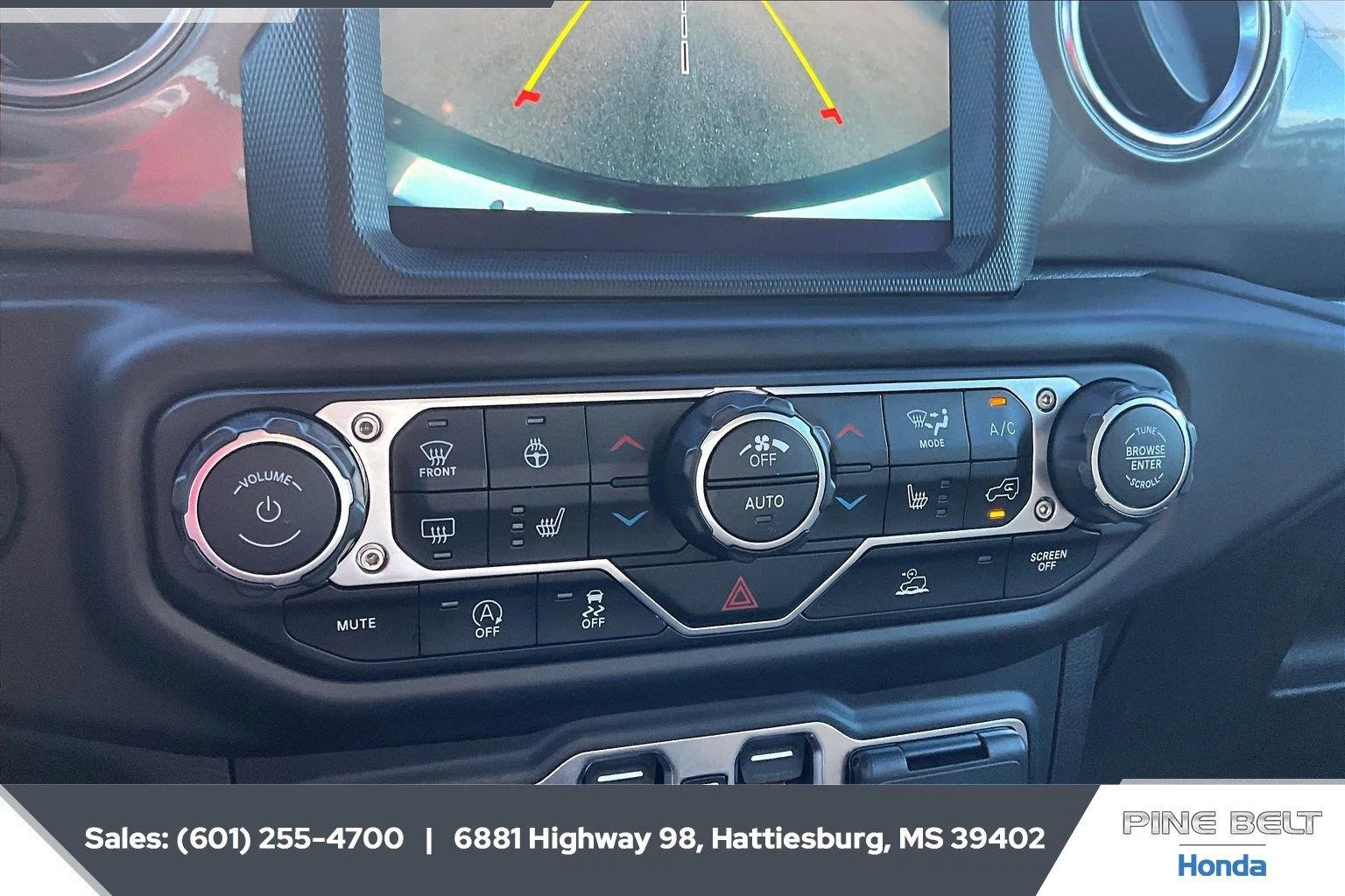 Used 2023 Bright White Clearcoat Jeep Sahara image 23
