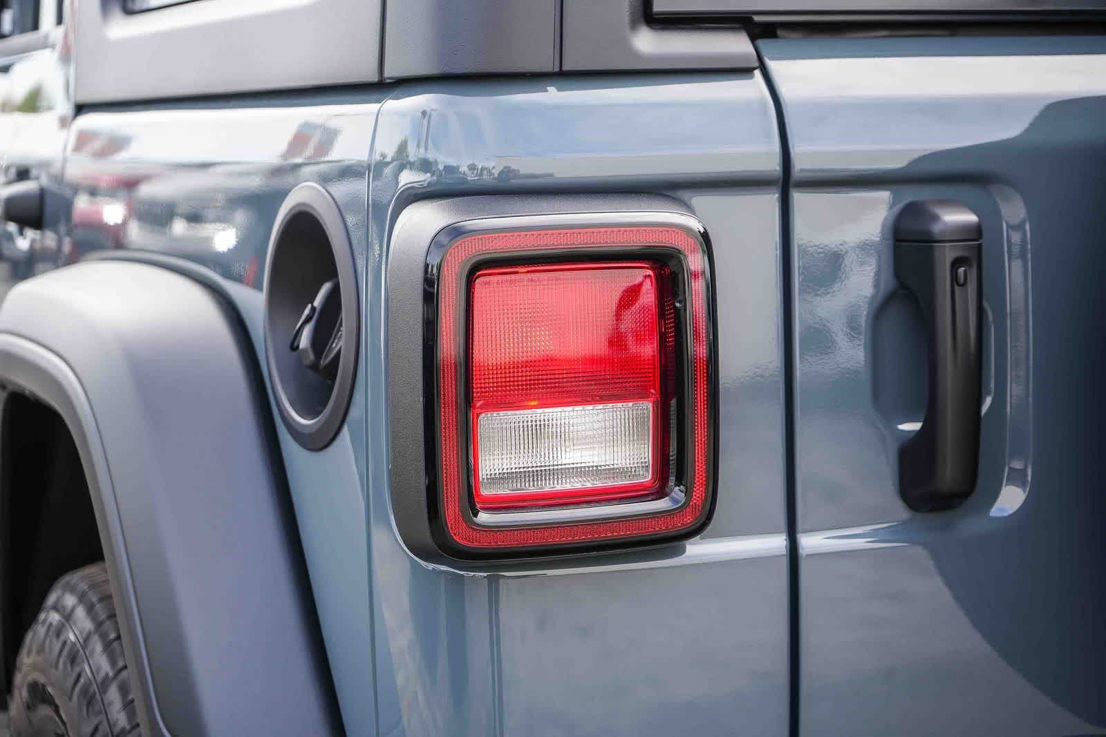New 2026 Anvil Clear-Coat Exterior Paint Jeep Sport S image 9
