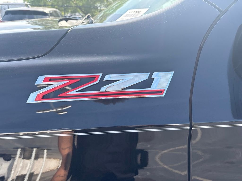 Used 2023 Black Chevrolet Z71 image 8