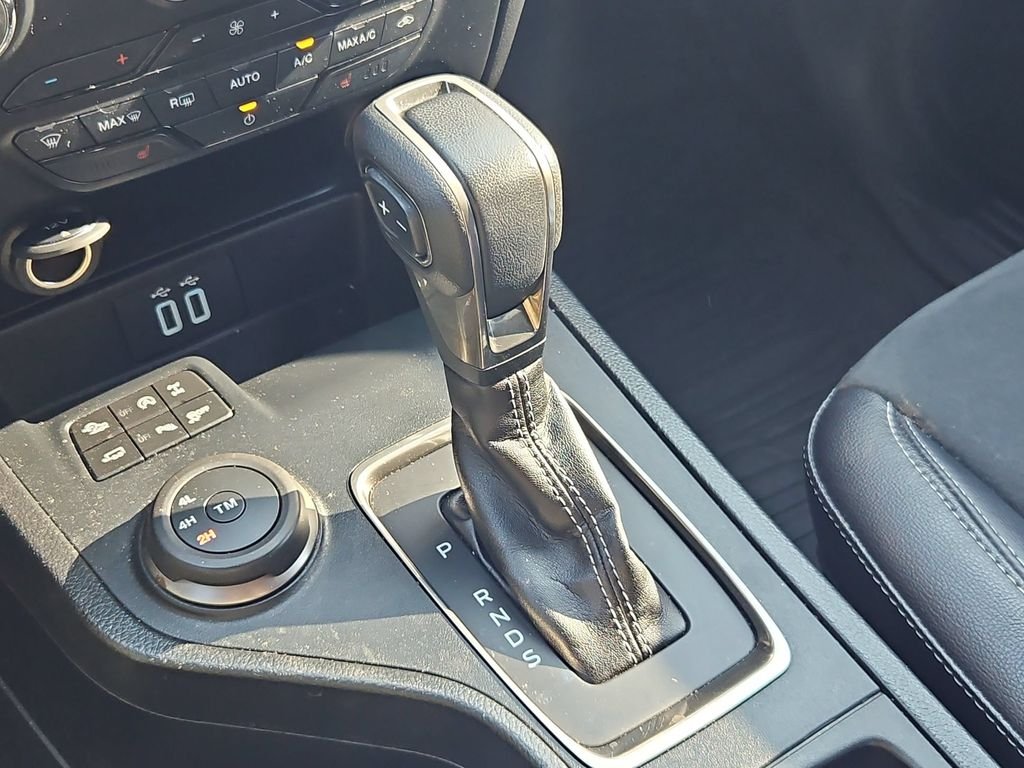 Used 2021 Silver Metallic Ford Lariat image 20