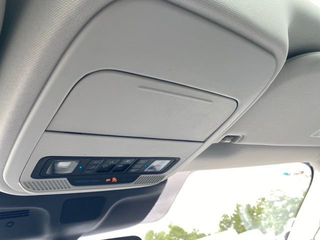 Used 2025 Stone Blue Metallic Ford Platinum image 27