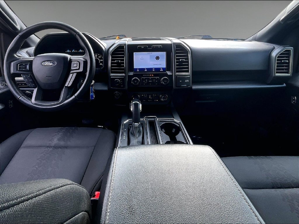 Used 2020 Black Ford XLT image 21