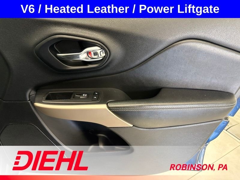 Used 2018 Blue Jeep Limited image 15