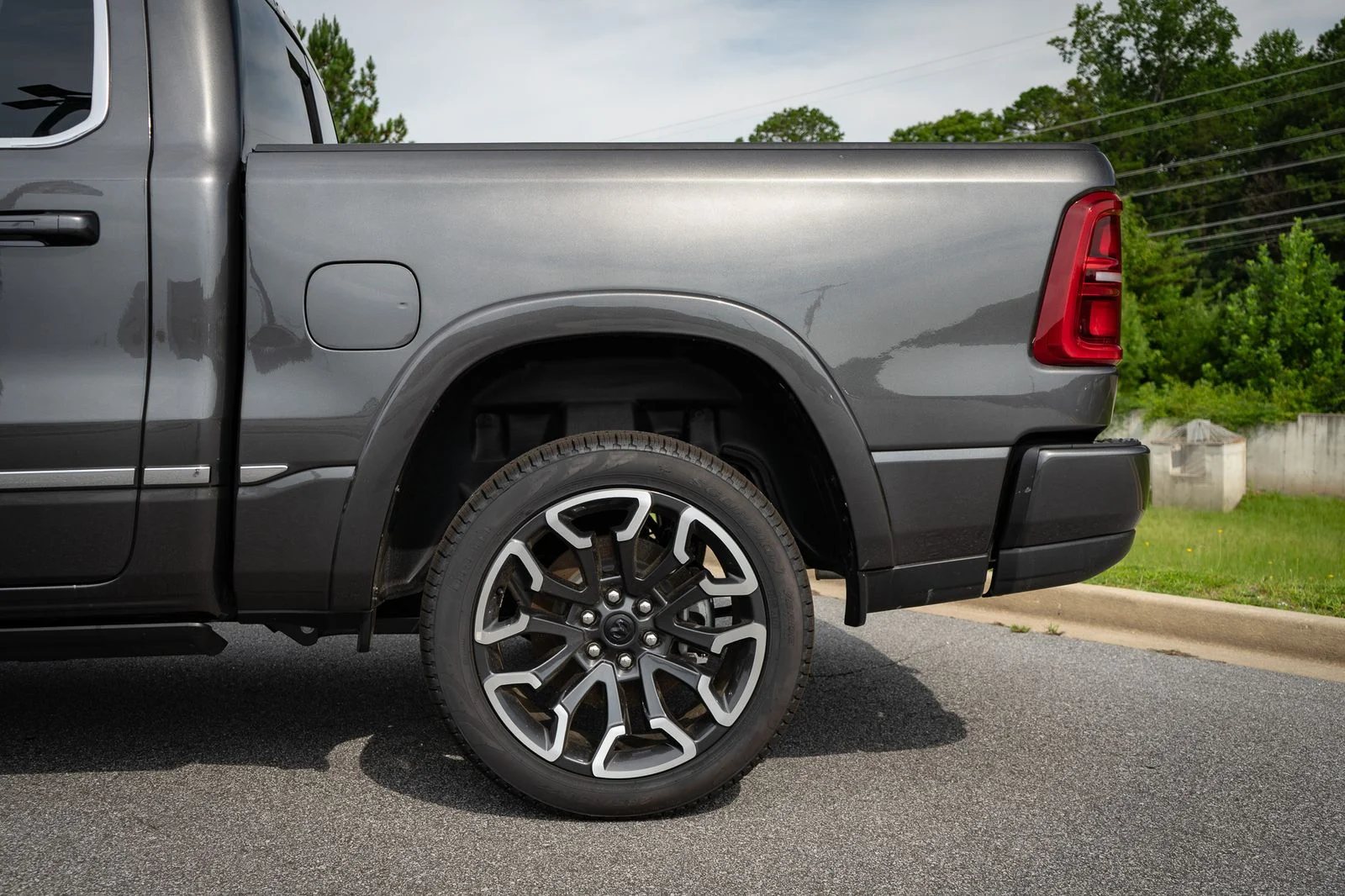 2026 RAM 1500 Limited - Photo 15
