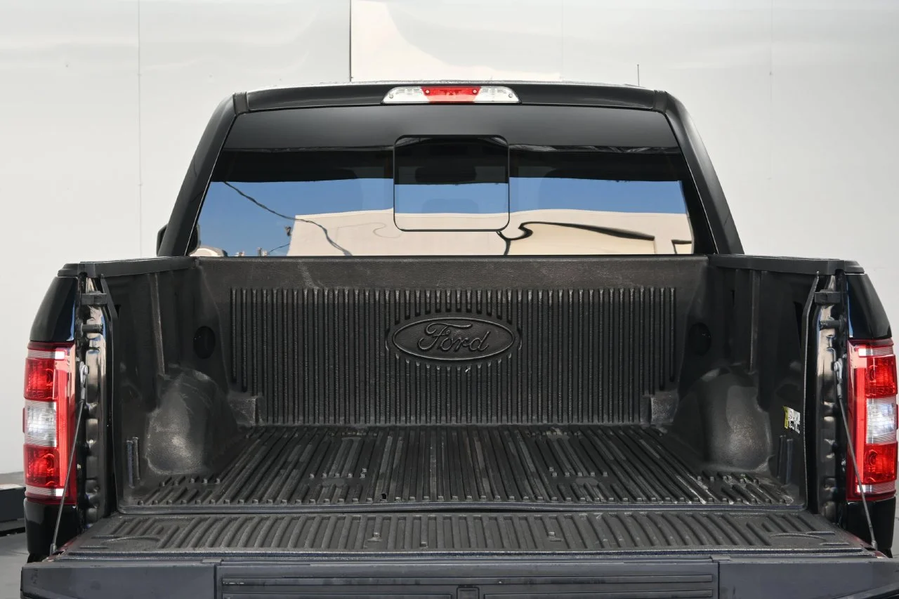 Certified Used 2020 Black Metallic Ford XLT image 16